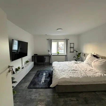 홈스테이 Renoviertes Zimmer Fuer 2 *